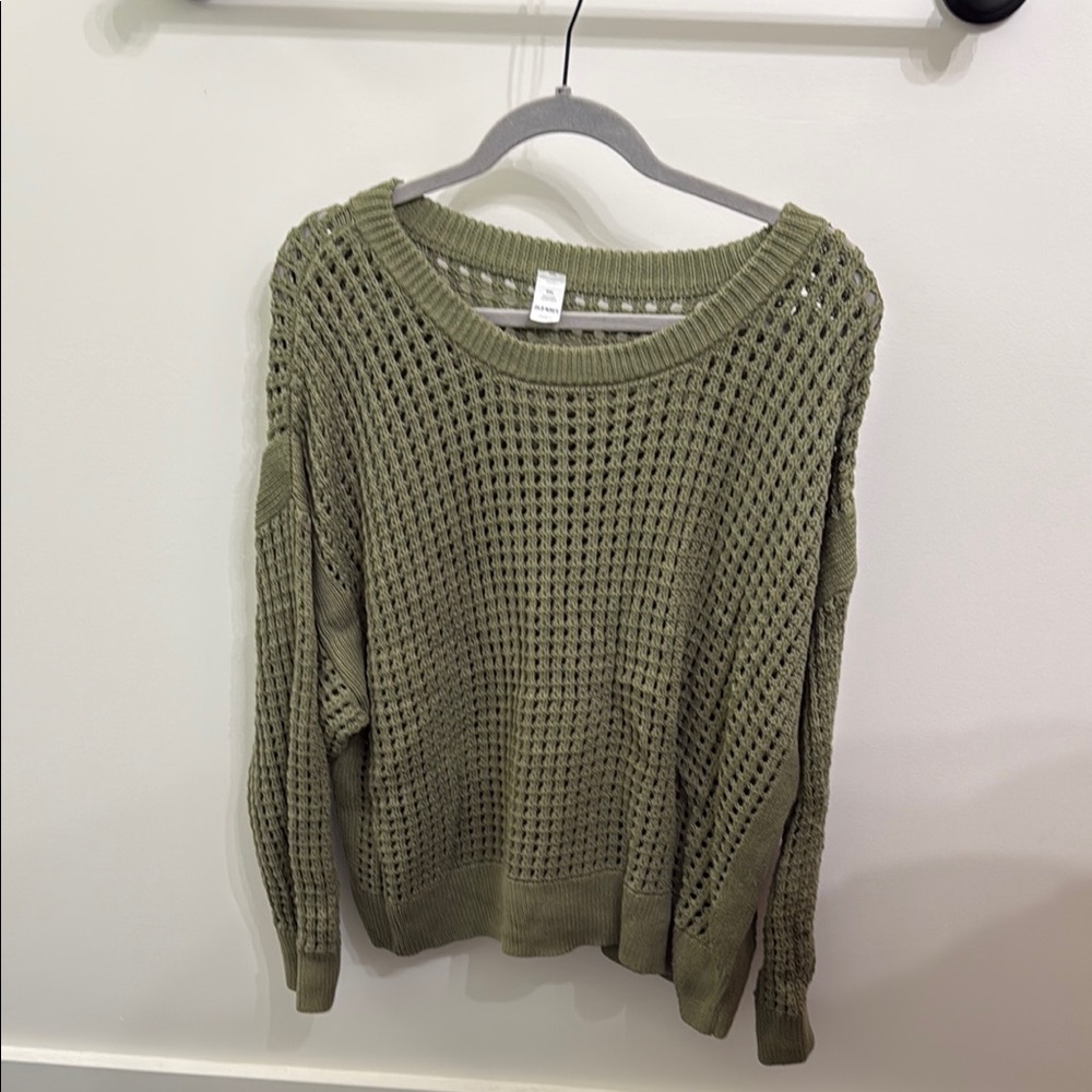 Old Navy Sweater